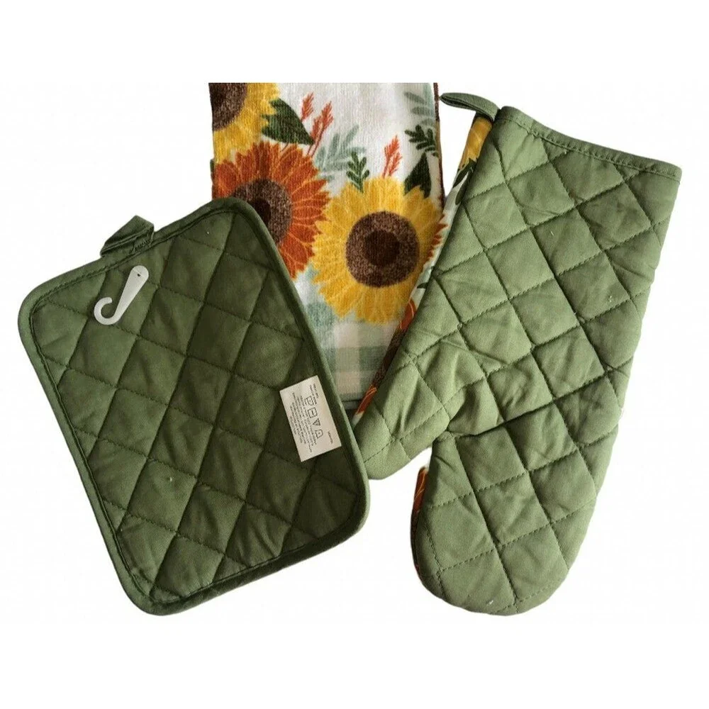 Thanksgiving Sunflowers Dish Towel Oven Mitt Potholder Give Thanks Set of 3